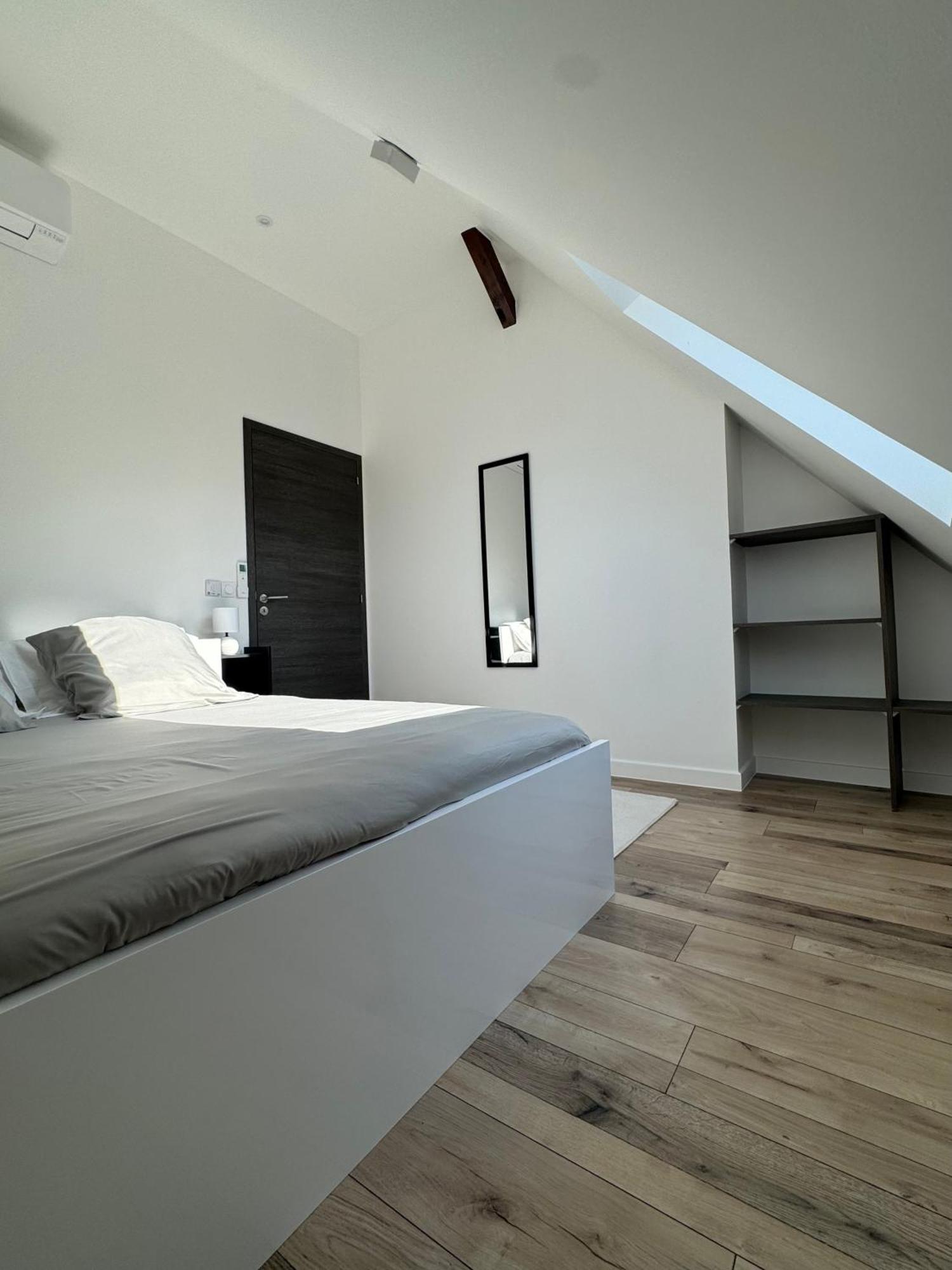Magnifique Appartement Vue Lac - 5 Personnes Voglans エクステリア 写真
