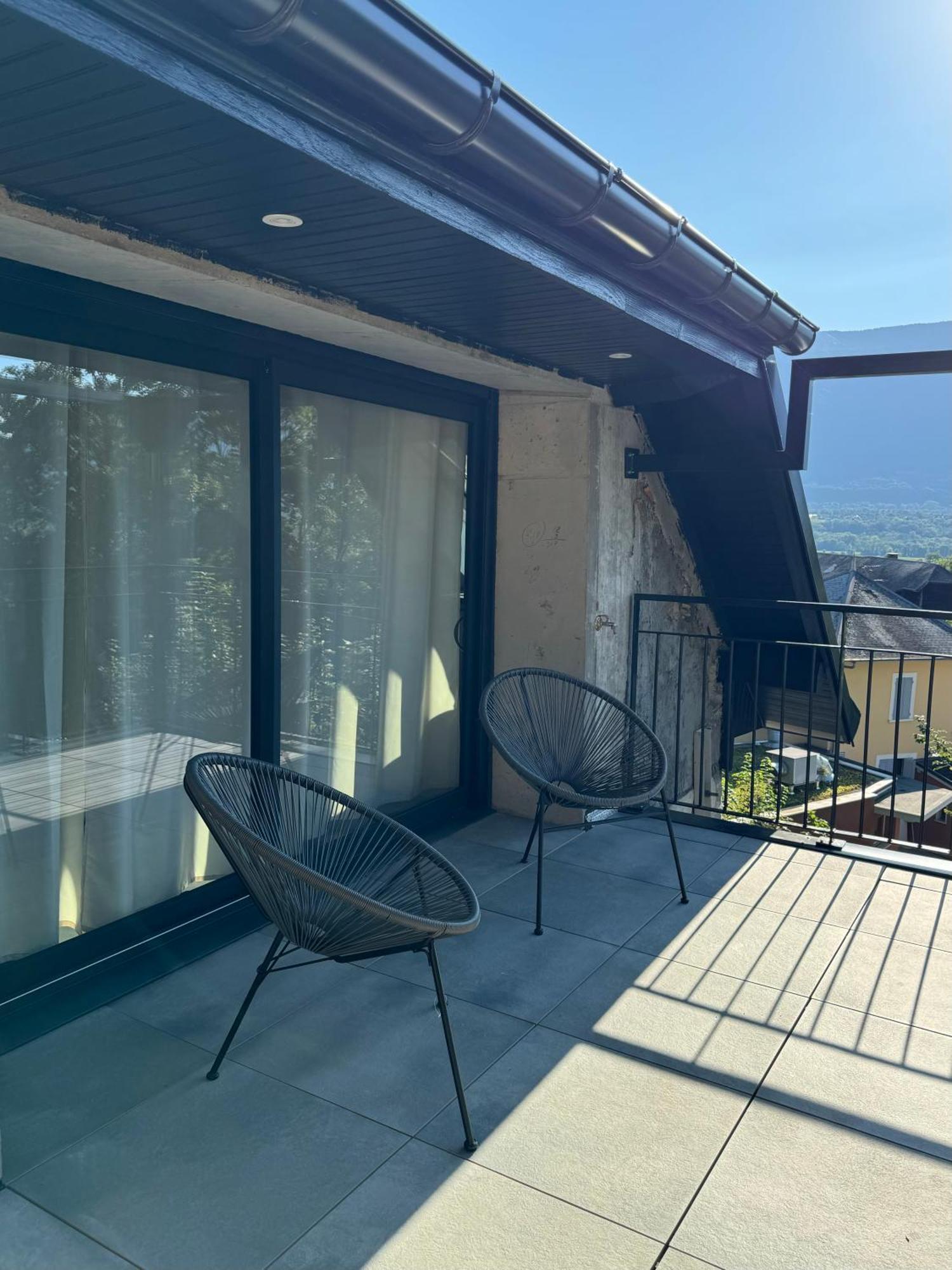 Magnifique Appartement Vue Lac - 5 Personnes Voglans エクステリア 写真