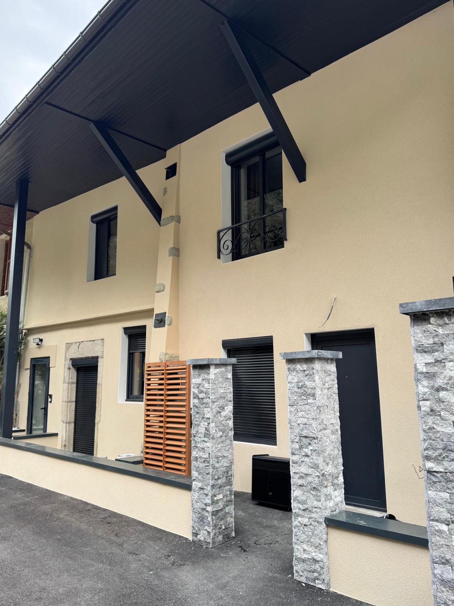 Magnifique Appartement Vue Lac - 5 Personnes Voglans エクステリア 写真